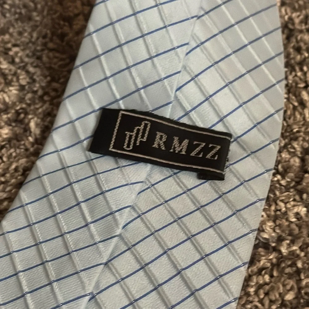 RMZZ Light Blue Diamonds Pattern Neck Tie 100% Polyester
